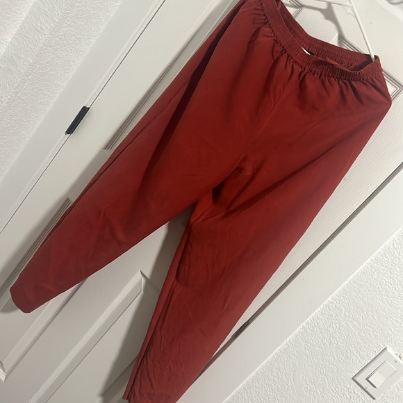 August silk burnt orange set, size L - Picture 5 of 8